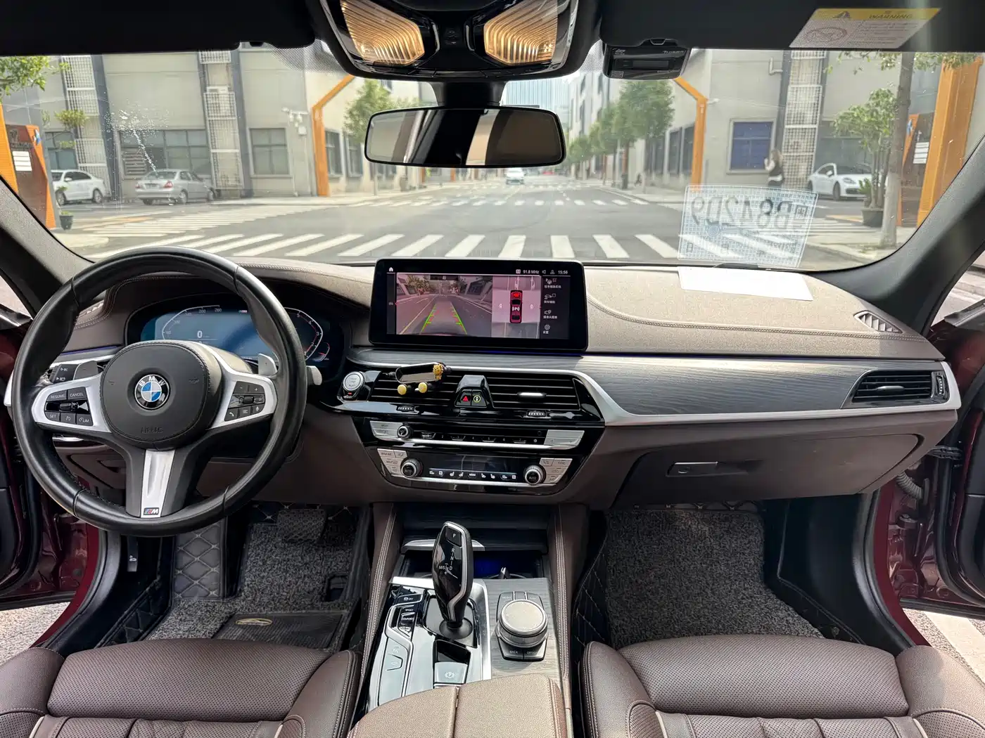 BMW 5 Series 2021 530Li Premium M Sport Package фото 9