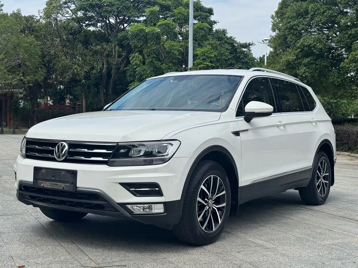 Volkswagen Tiguan L 2017 330TSI Automatic 2WD Comfort Edition