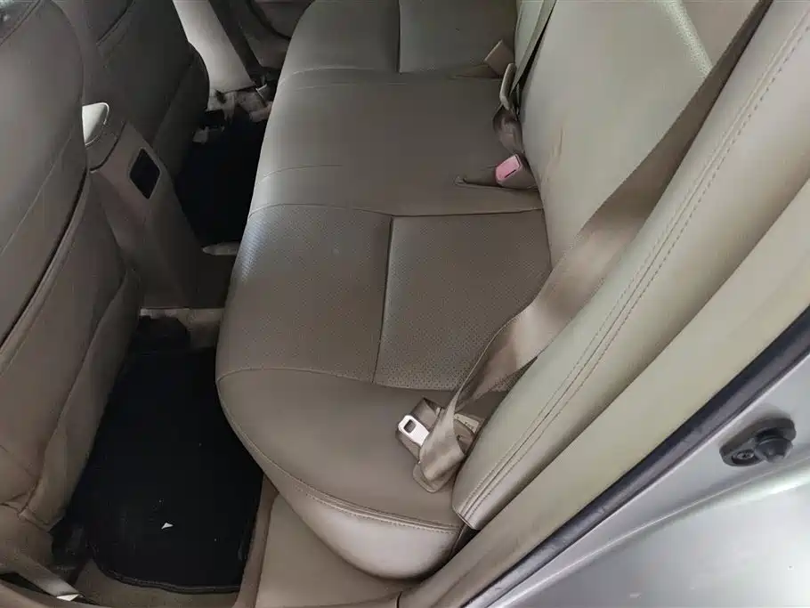 Toyota Corolla 2012 Styling Edition 1.6L Automatic GL фото 11
