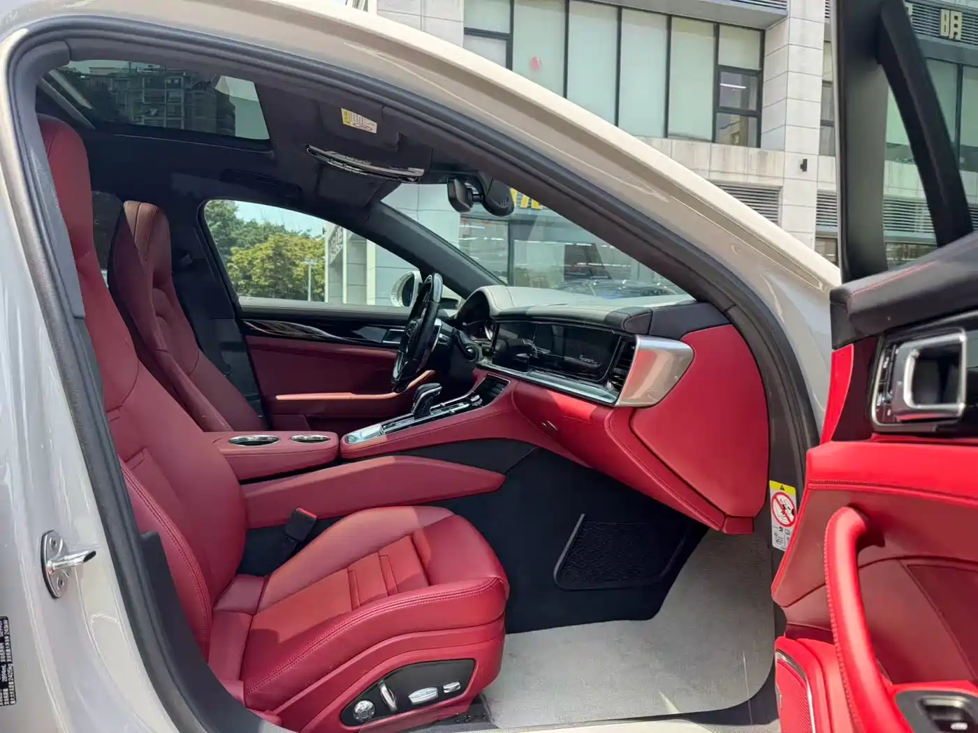 Porsche Panamera 2020 Panamera 10th Anniversary Edition 2.9T фото 3