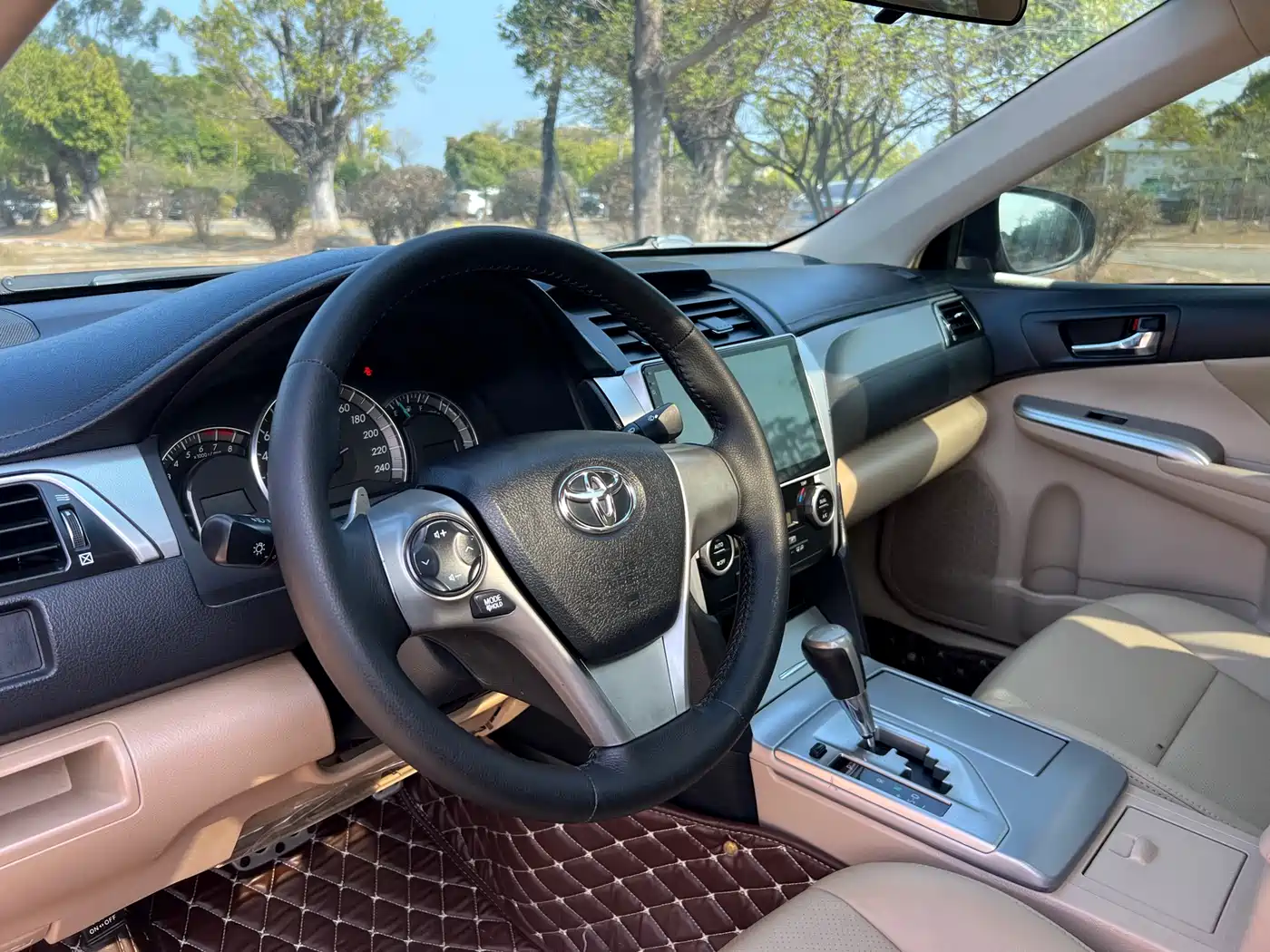 Toyota Camry 2012 Junrui 2.0S Dynamic Edition фото 16