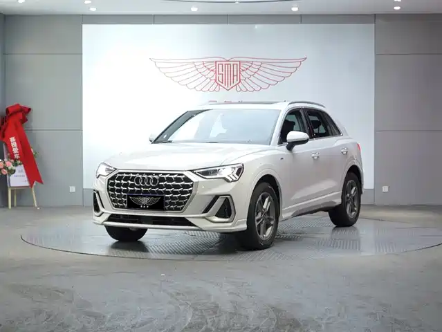 Audi Q3 2023 35 TFSI Progressive Dynamic (1.5T)