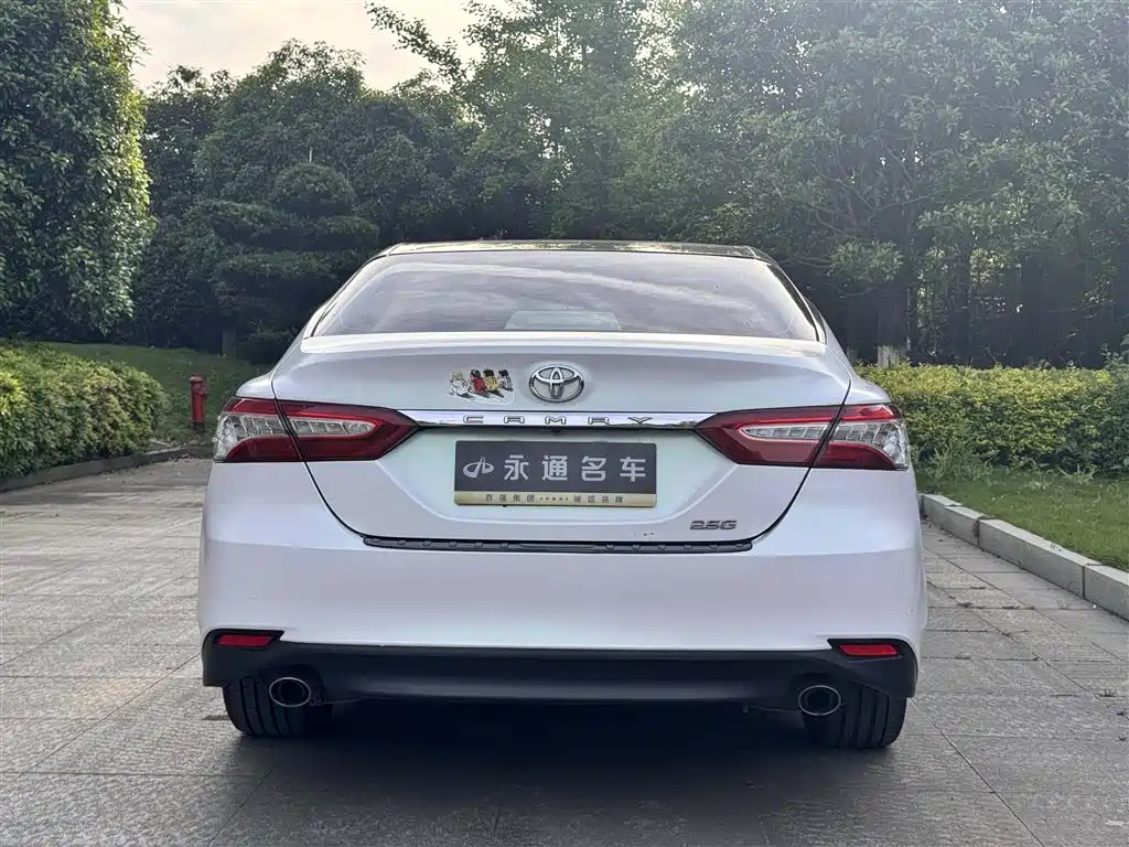 Toyota Camry 2019 2.5G Luxury Edition China VI фото 10