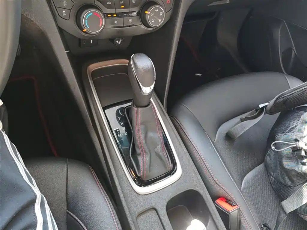 Chevrolet Monza 2022 Mild Hybrid RS 330T Automatic Comfort Edition фото 14