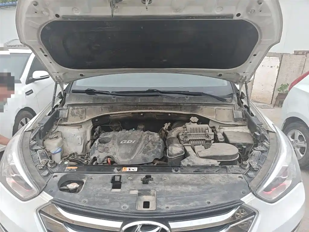 Hyundai Santa Fe 2013 Facelift 2.4L Automatic 4WD Smart фото 20