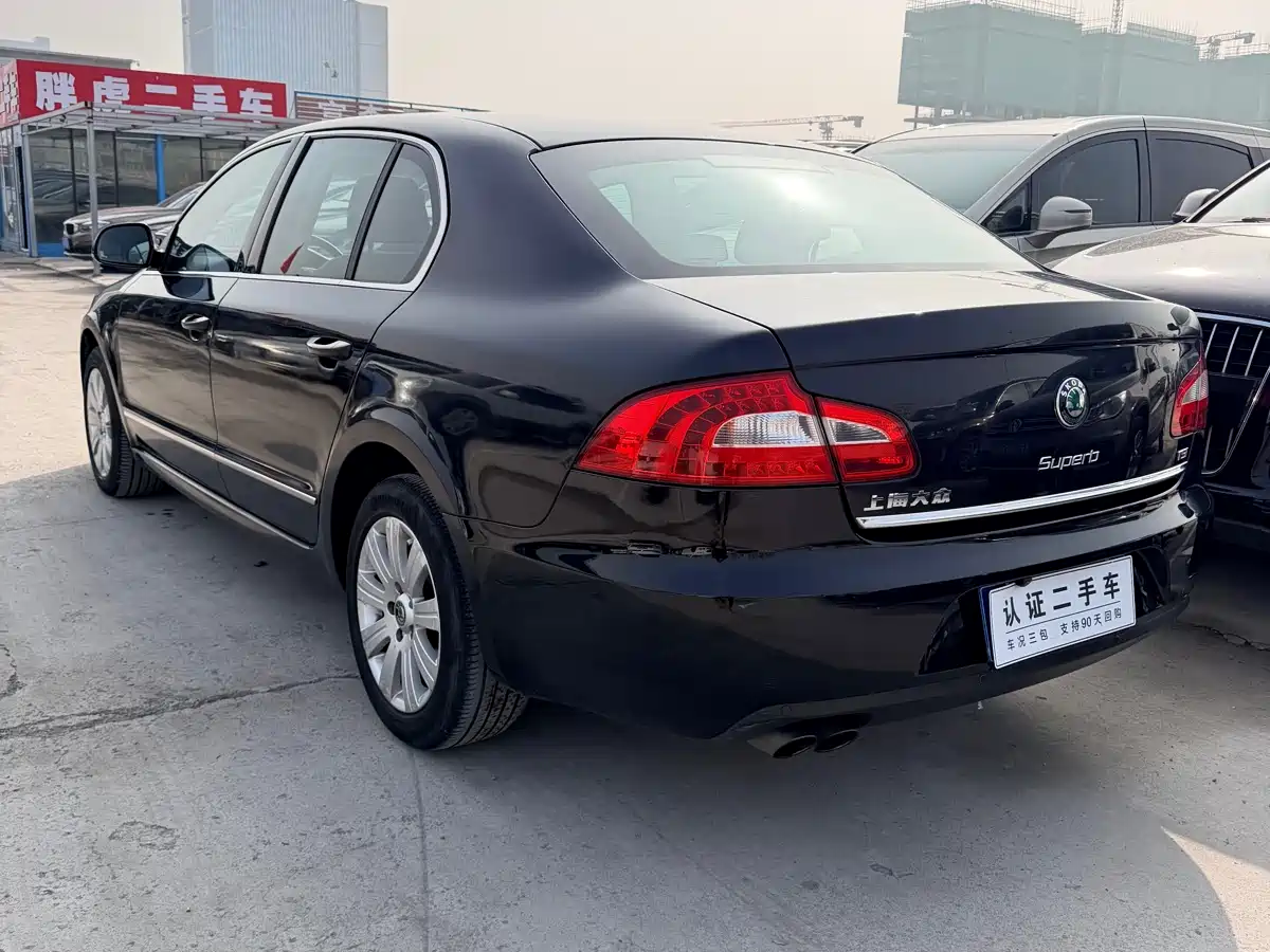 Škoda Superb 2012 1.8TSI Automatic Elegance Edition фото 3