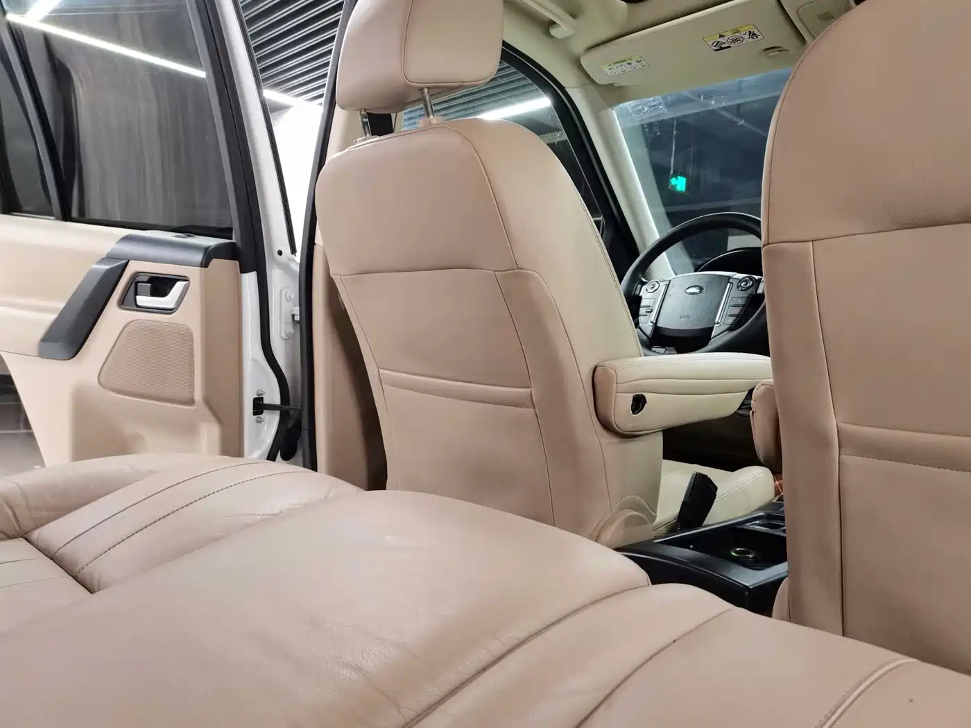 Land Rover Freelander 2 2014 2.0T Si4 SE Gasoline Edition фото 9