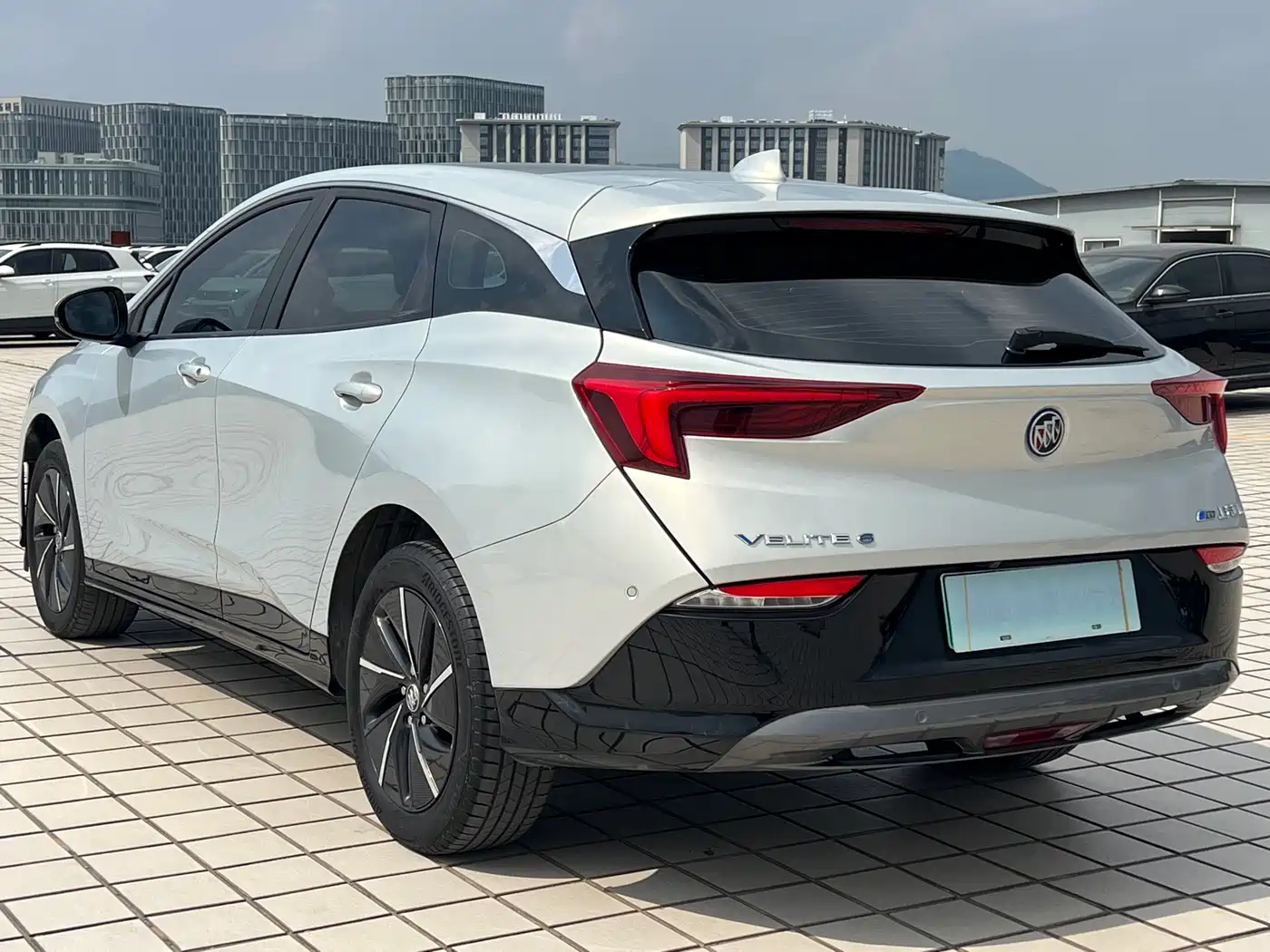 Buick Velite 6 2024 Model 430km Premium Edition фото 4