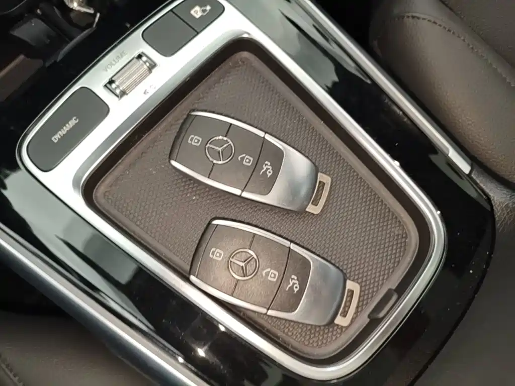 Mercedes-Benz GLB 2025 2024 Facelift GLB 220 Dynamic