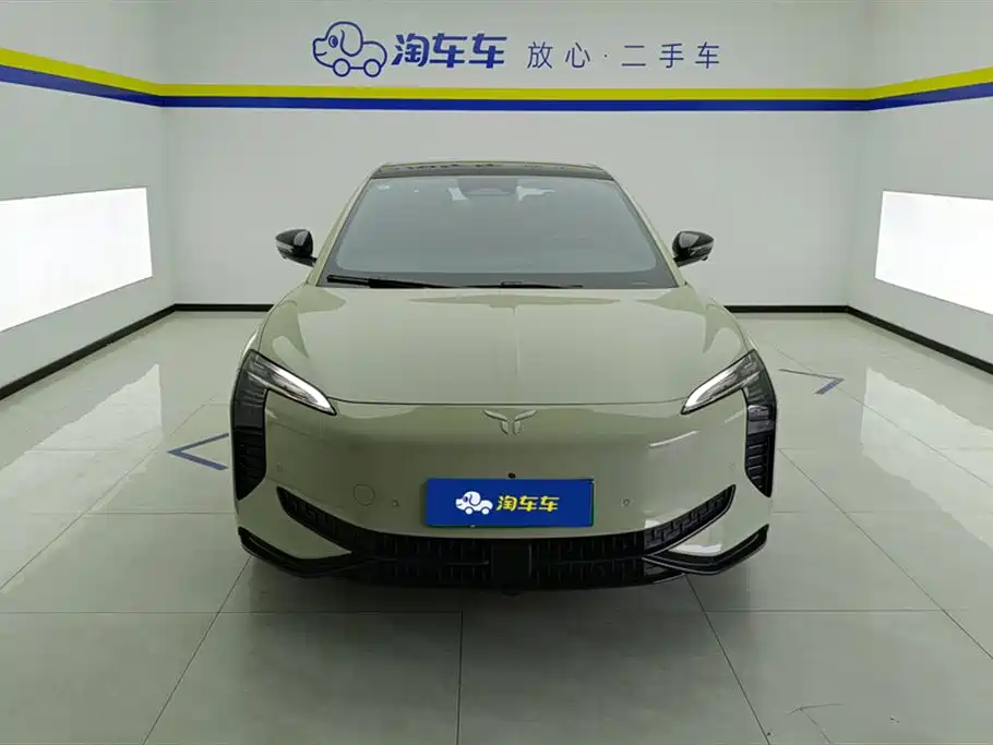 Hongqi EH7 2024 690 Pro фото 2