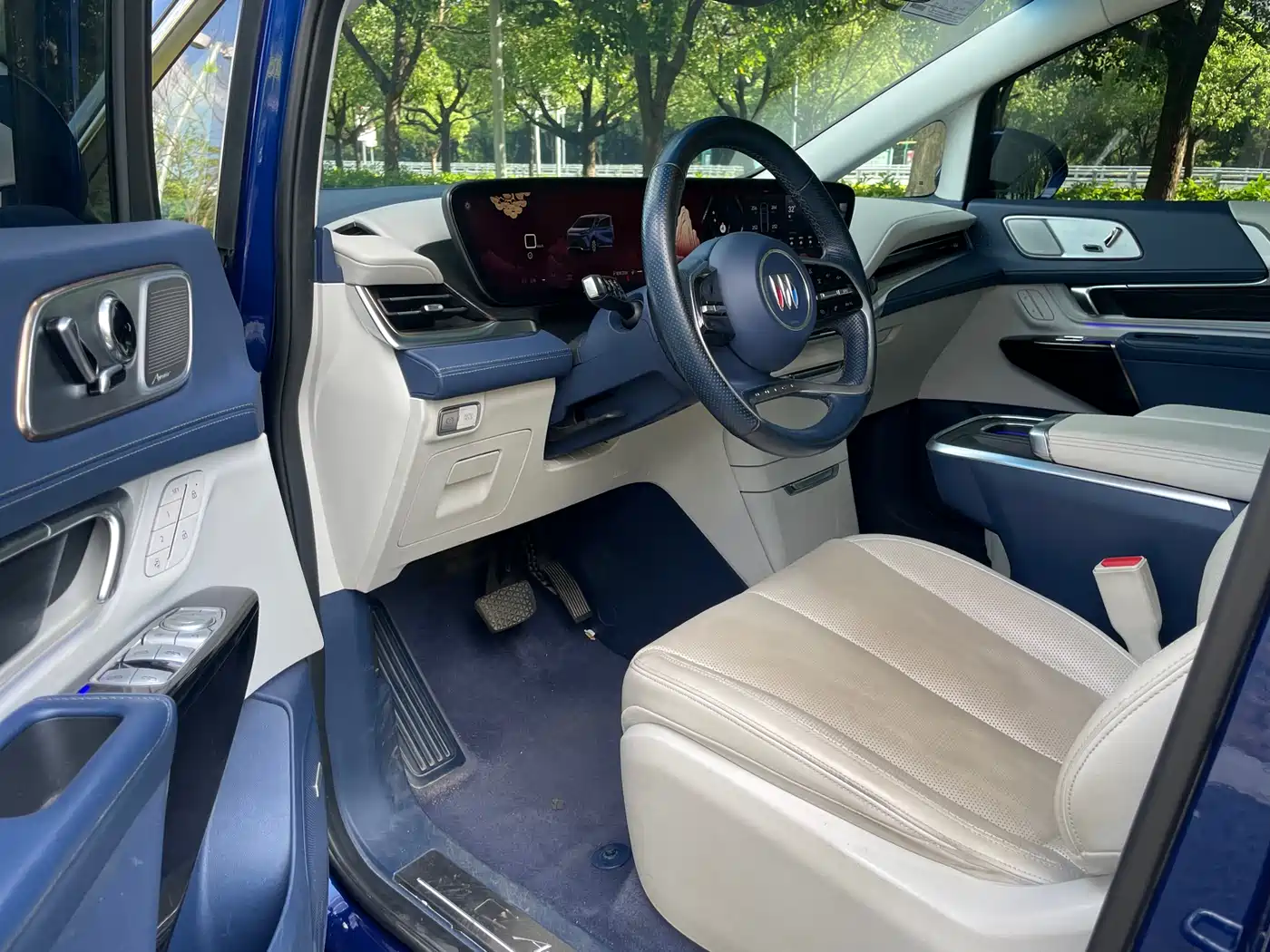 Buick Century 2023 2023 2.0T 7-Seater World Edition