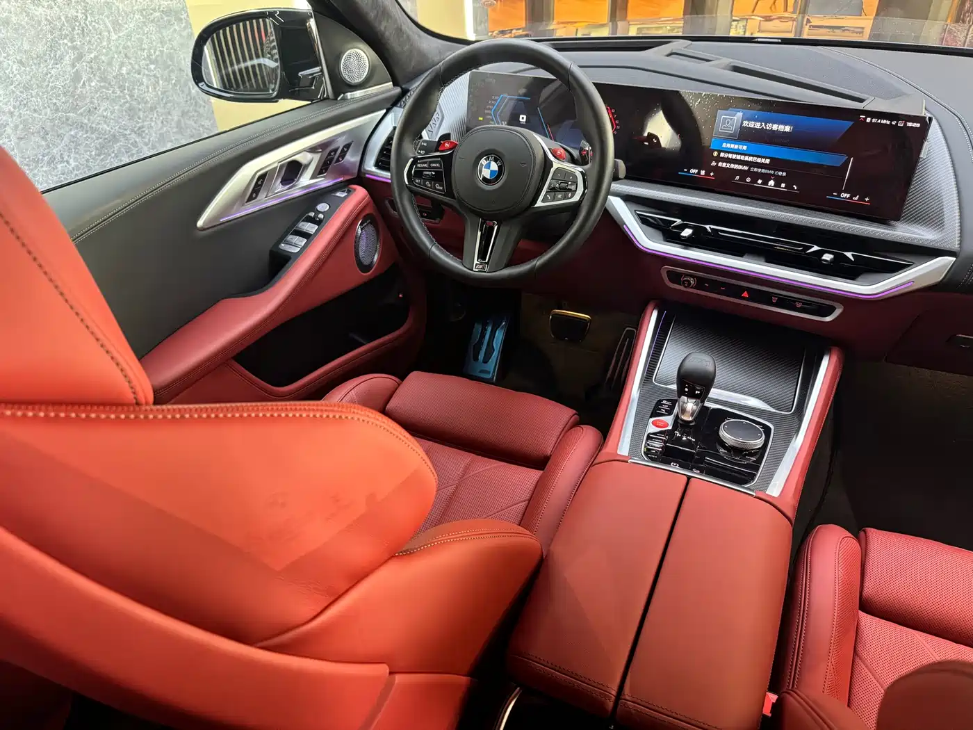 BMW XM 2023 Model Base фото 10