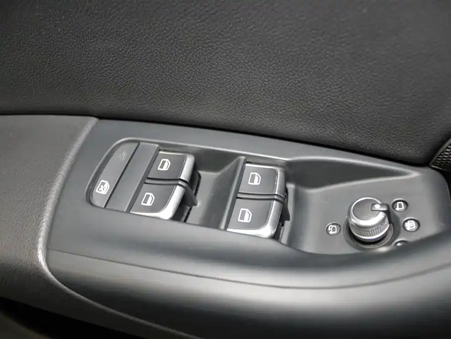 Audi Q3 2013 35 TFSI quattro Technology фото 14