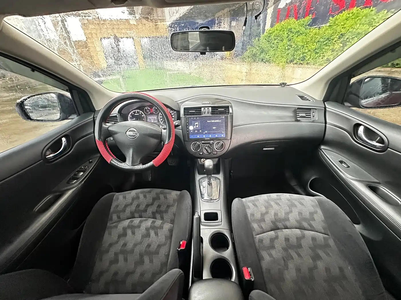 Фото 6 - Nissan Tiida