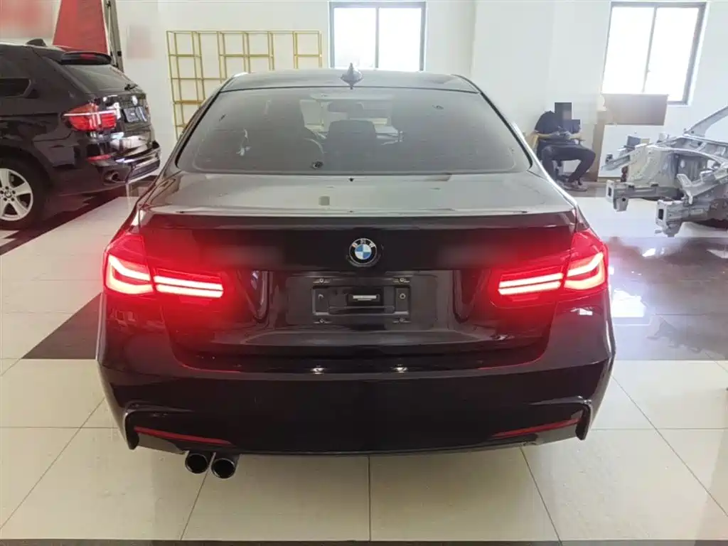 BMW 3 Series 2017 320Li M Sport фото 6
