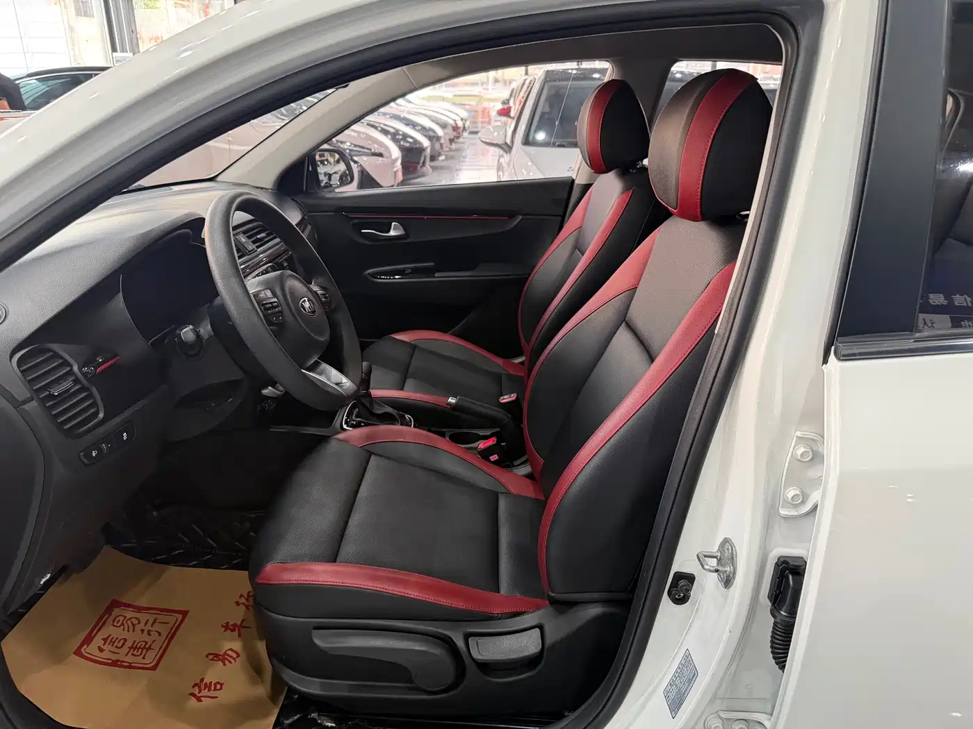 Kia KX CROSS 2017 1.4L AT GLS фото 5
