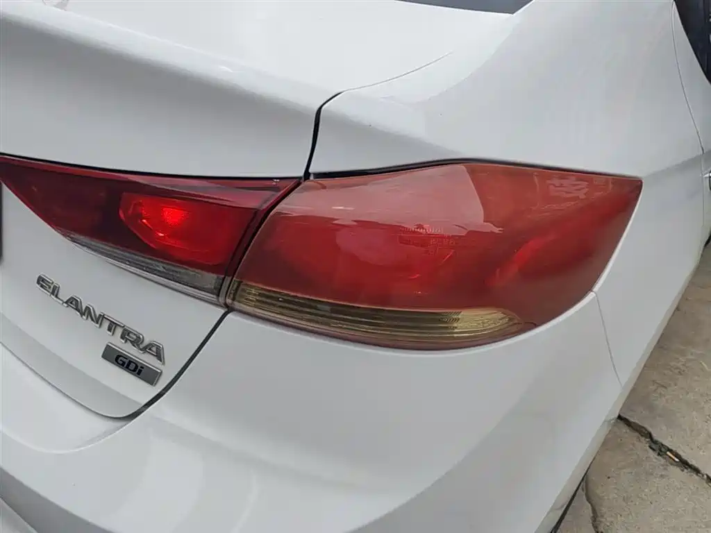 HYUNDAI LEAD