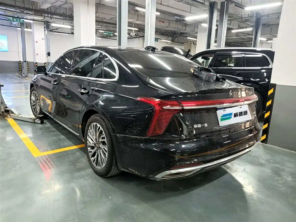 Hongqi H5 2023 2.0T Auto Smart Connect Flag Comfort фото 4