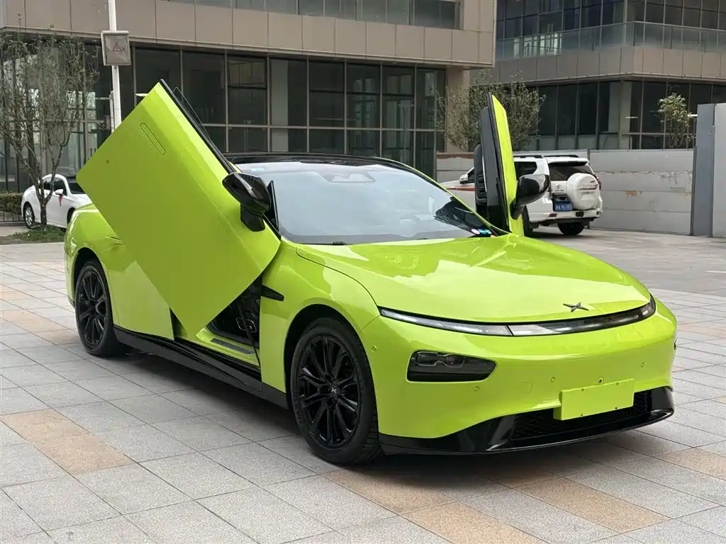 XIAOPENG P7