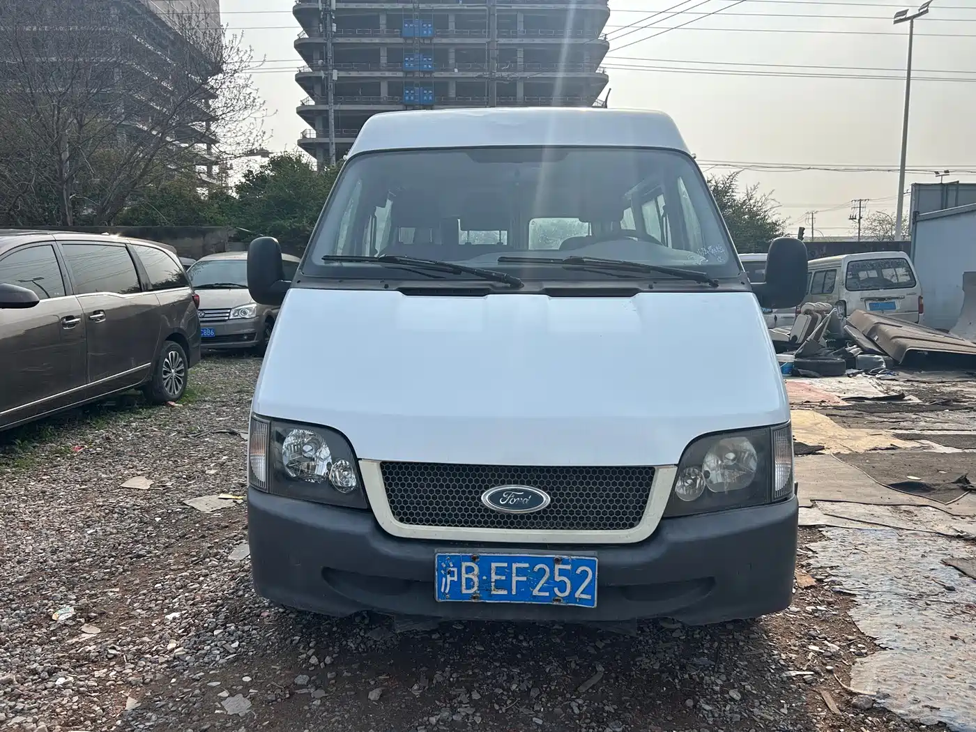 Ford Classic Transit 2016 2016 Model 2.8T Diesel Short Wheelbase 6-Seat Medium Roof Multi-Purpose Vehicle JX493ZLQ4