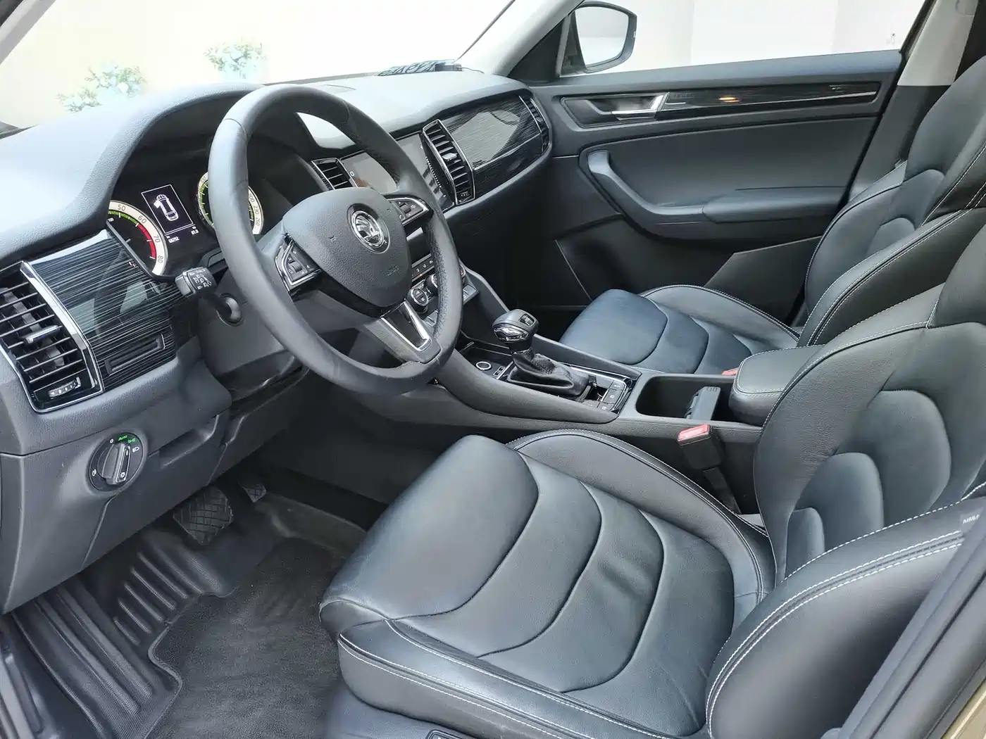 Škoda Kodiaq 2018 Facelift TSI330 5-seat 2WD Premium Luxury Edition фото 7