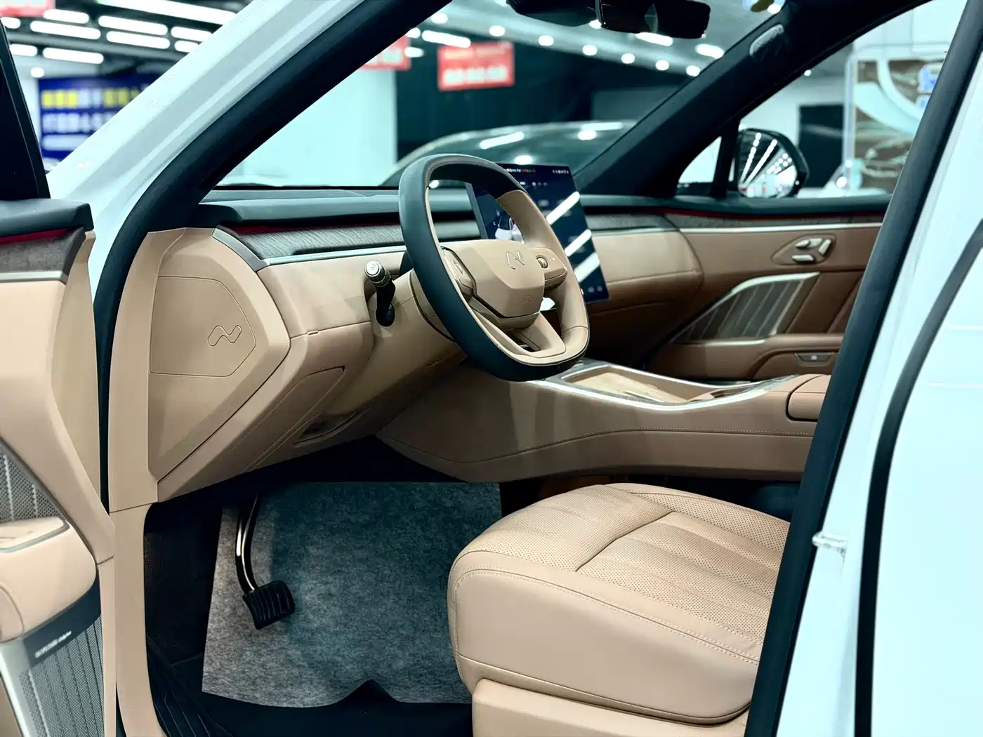 Ledao L90 2025 2025 AWD Base Model