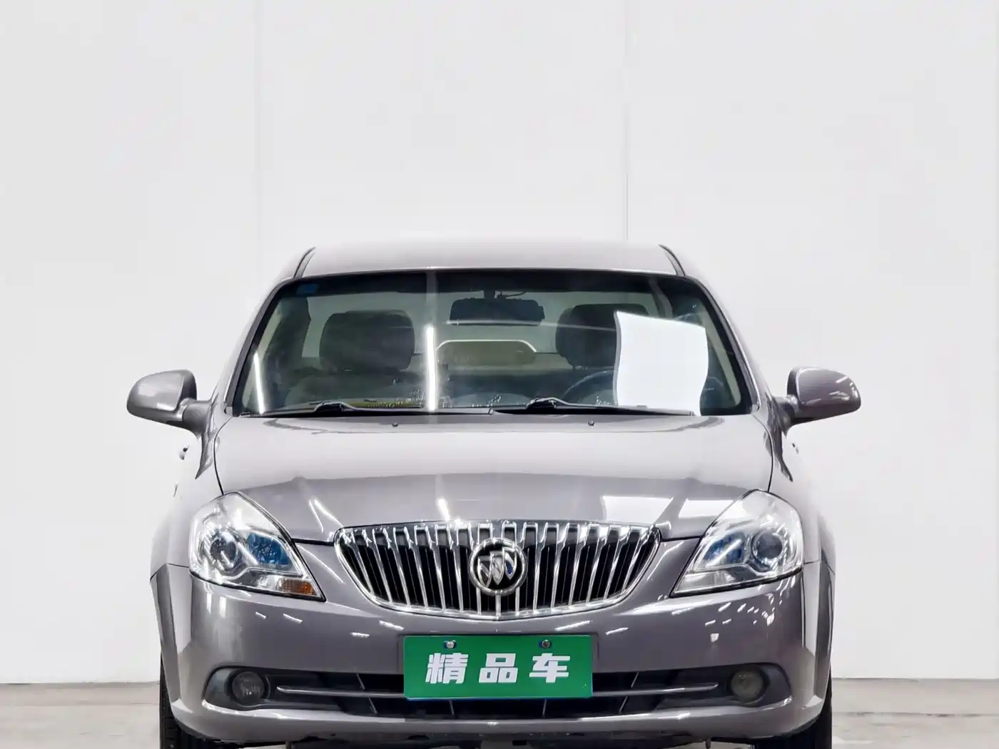 Buick Excelle 2015 1.5L Automatic Classic фото 2