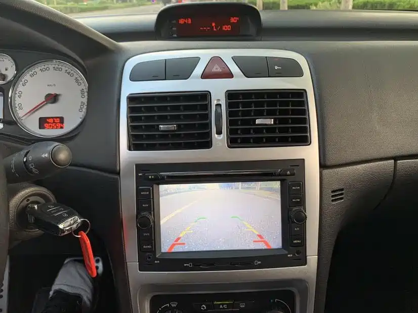 Peugeot 307 2013 1.6L Automatic CROSS фото 9