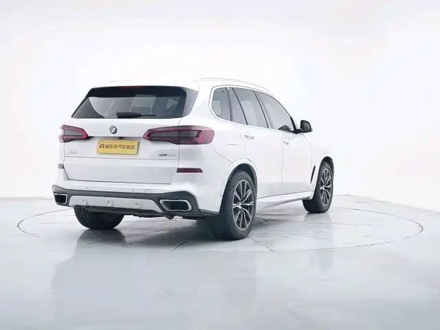 BMW X5 (Import) 2020 xDrive40i M Sport Package фото 8