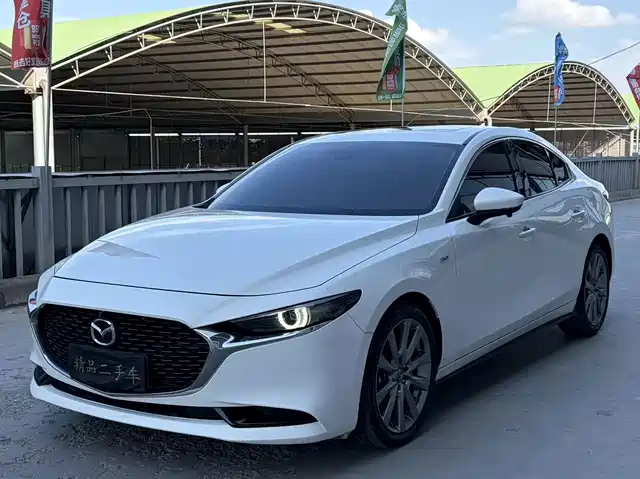 Mazda 3 Axela 2021