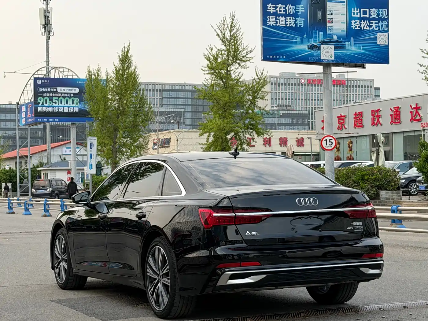 Audi A6L 2024 45 TFSI quattro Premium Dynamic фото 6