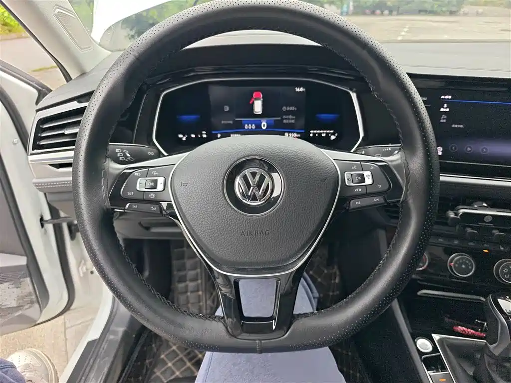 Volkswagen Sagitar 2021 280TSI DSG Surpassing Edition фото 7
