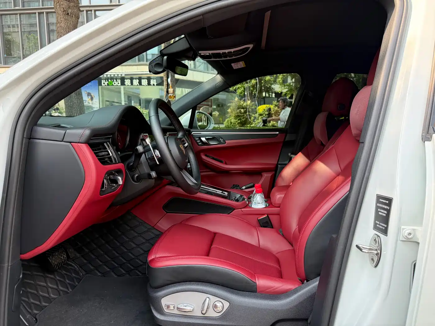 Porsche Macan 2022 Macan 2.0T фото 3