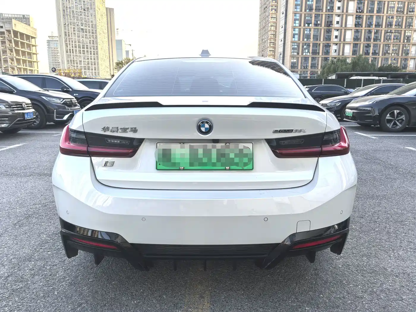 BMW i3 2024 eDrive 35 L фото 8
