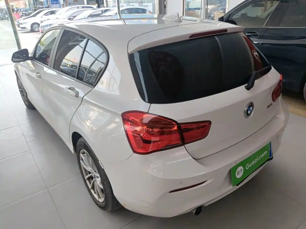 BMW 1 Series (Import) 2019 2018 118i Leading