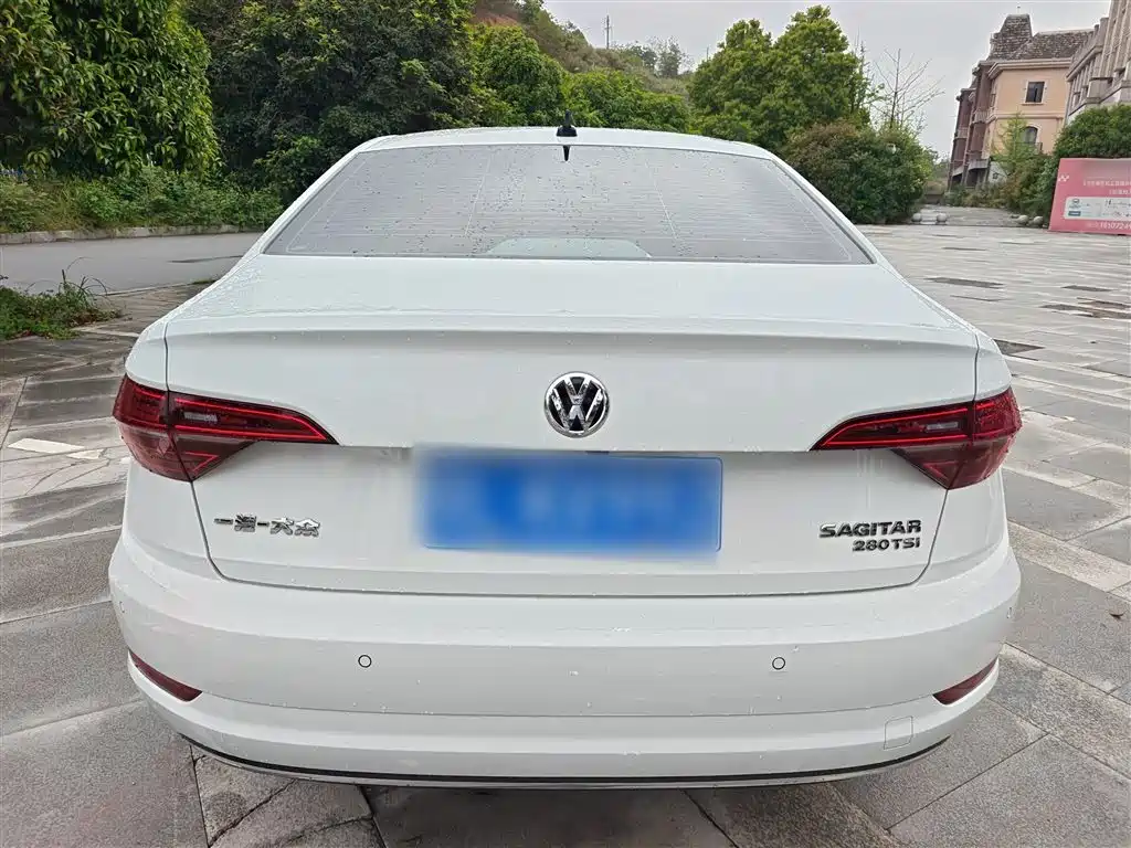 Volkswagen Sagitar 2021 280TSI DSG Surpassing Edition фото 4
