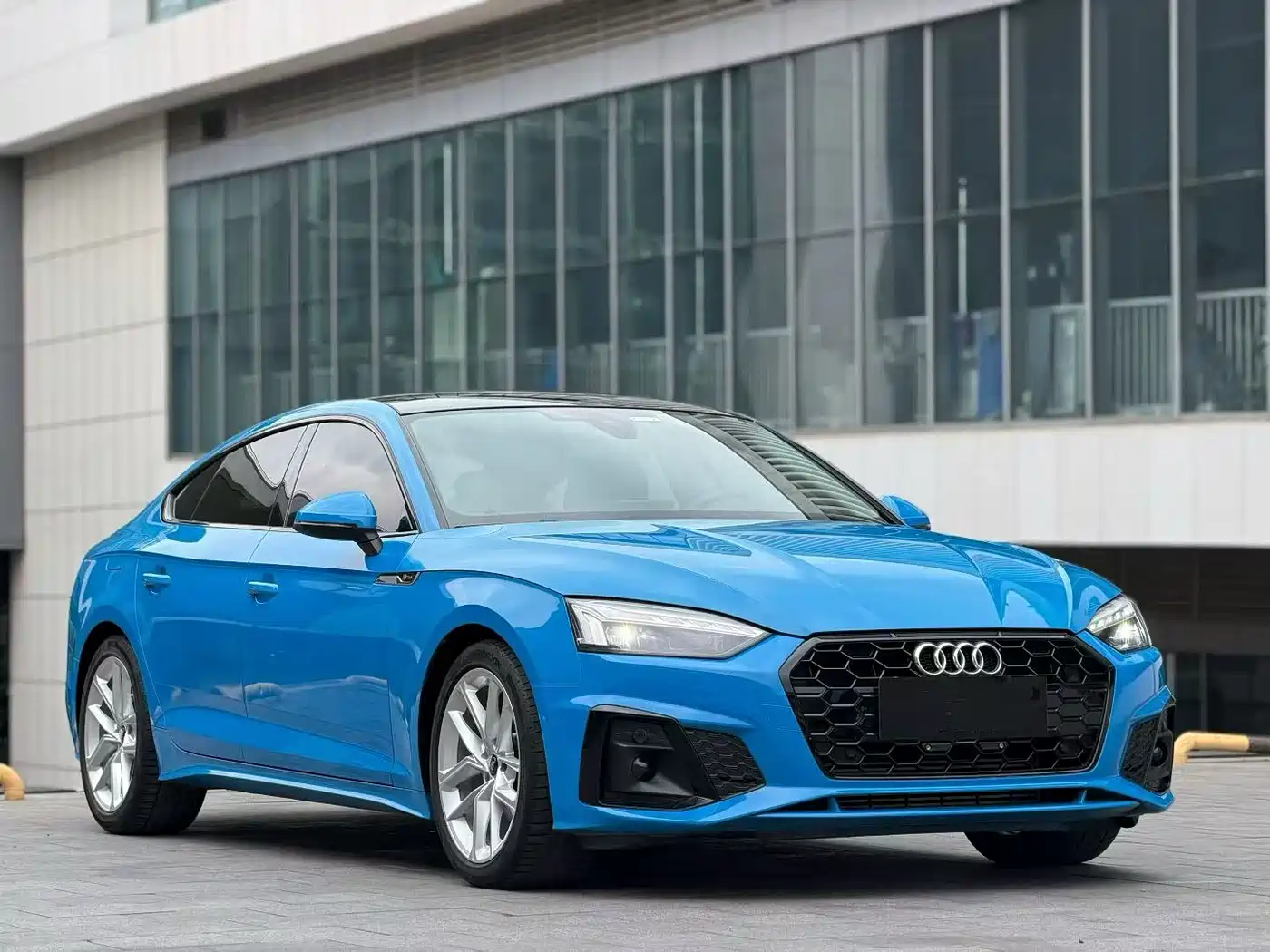 Audi A5 (Import) 2021 Sportback 40 TFSI Fashion Dynamic фото 2