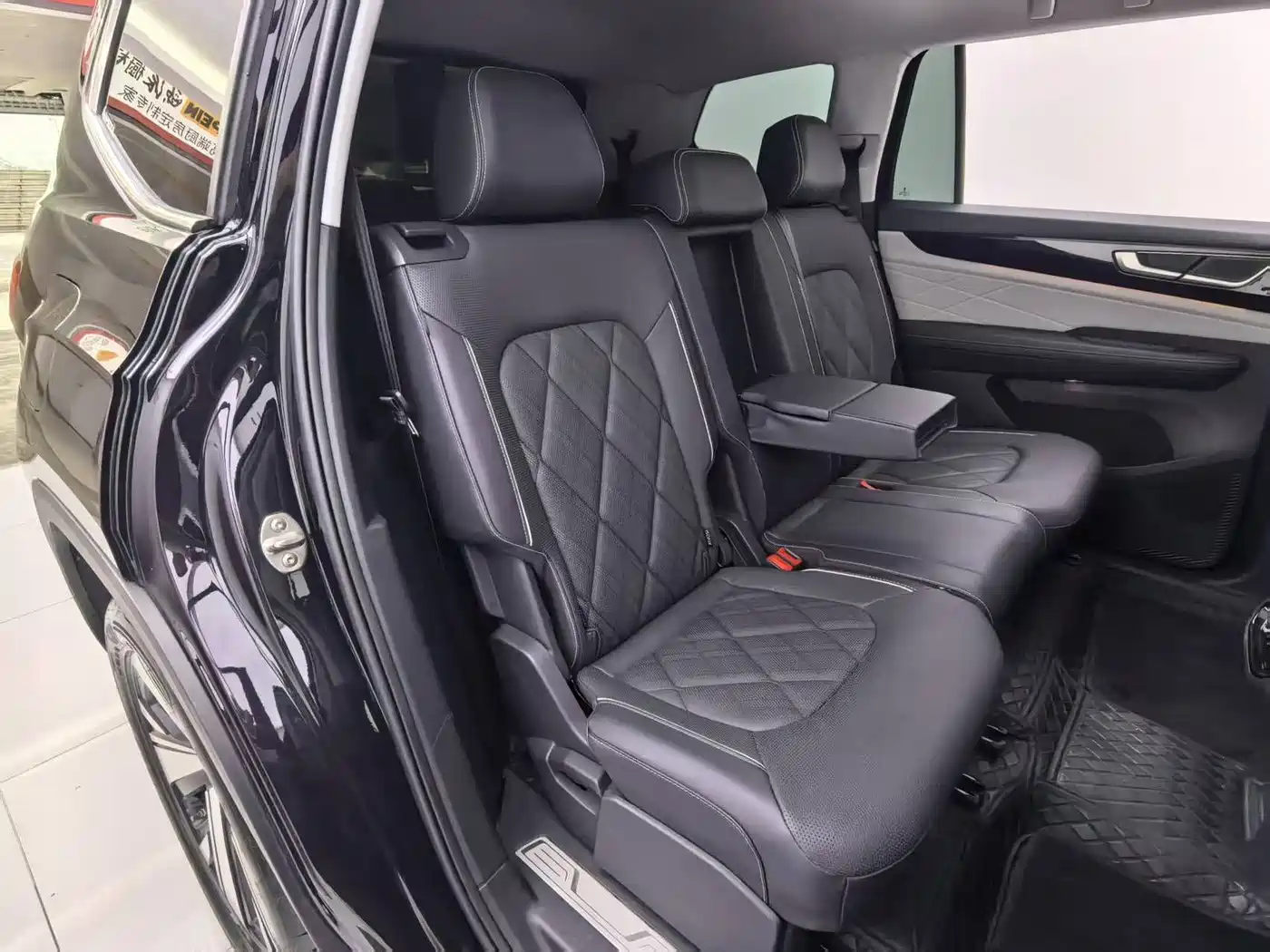 Volkswagen Teramont 2025 380TSI 4WD Outstanding Edition фото 22