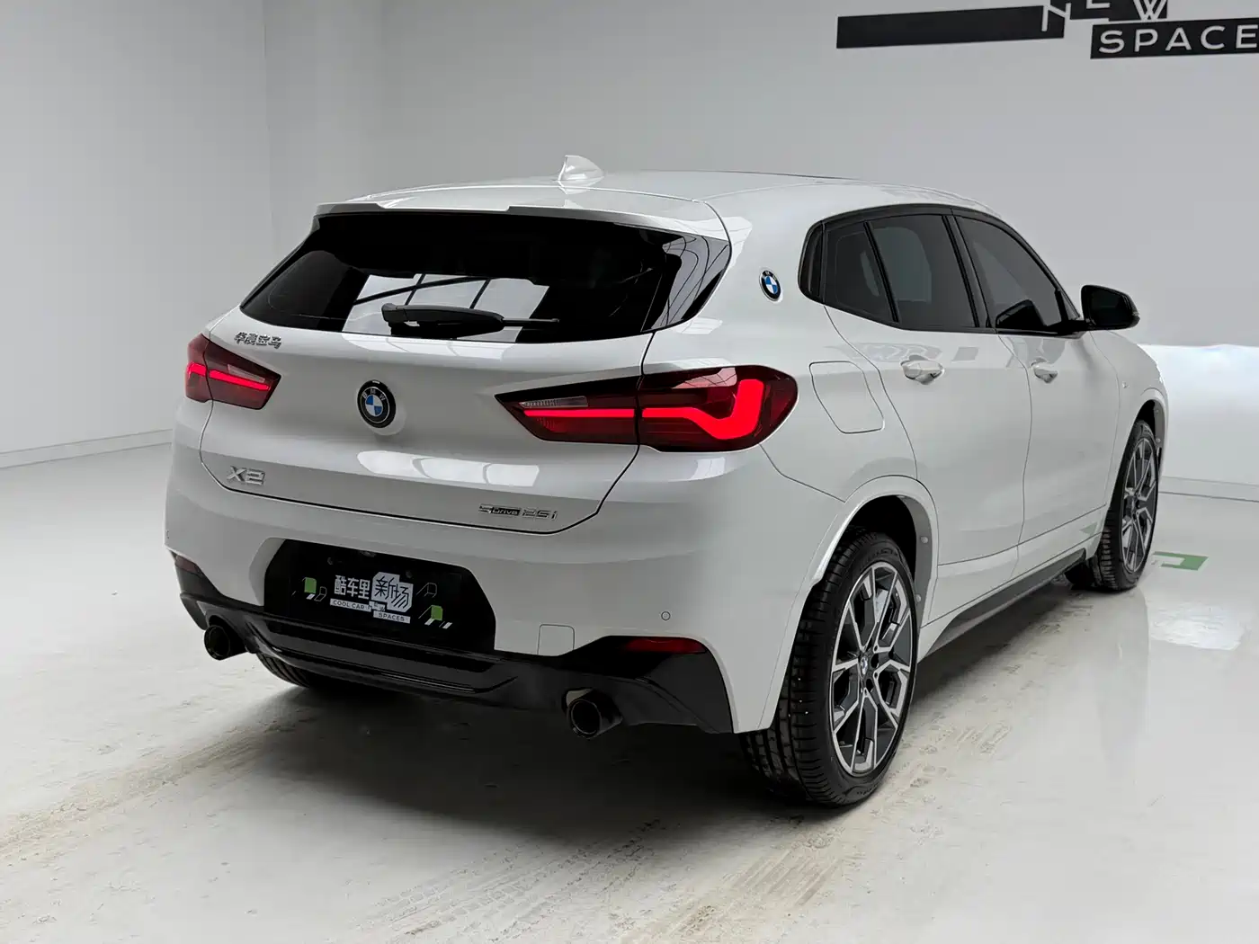 BMW X2 2022 sDrive25i Black Night Edition фото 4