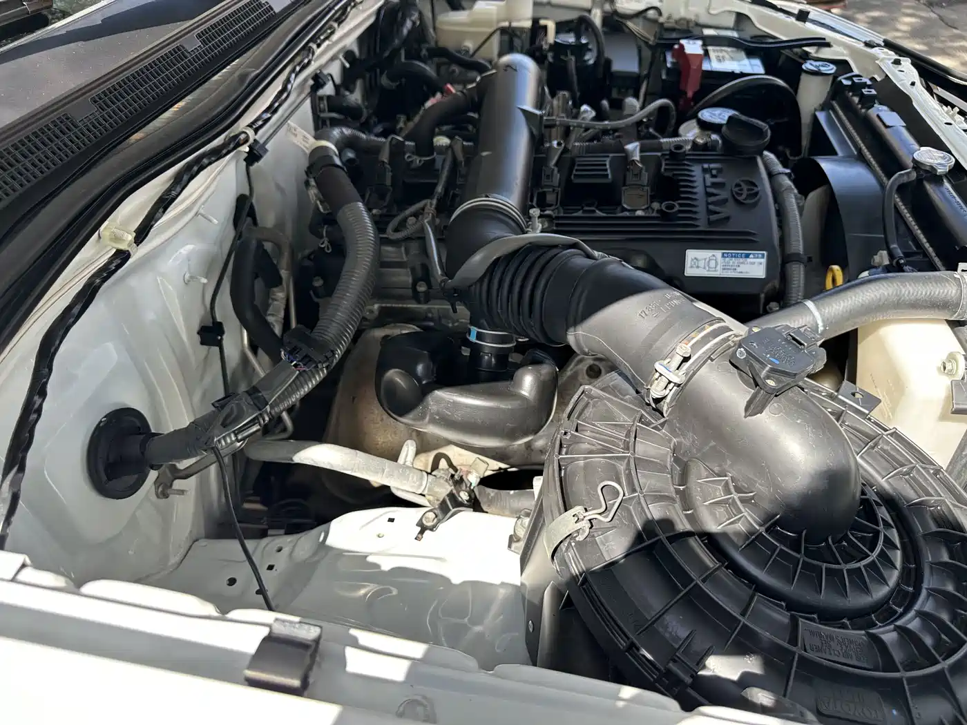 Toyota Fortuner 2015 Model 2.7L Standard Edition фото 20