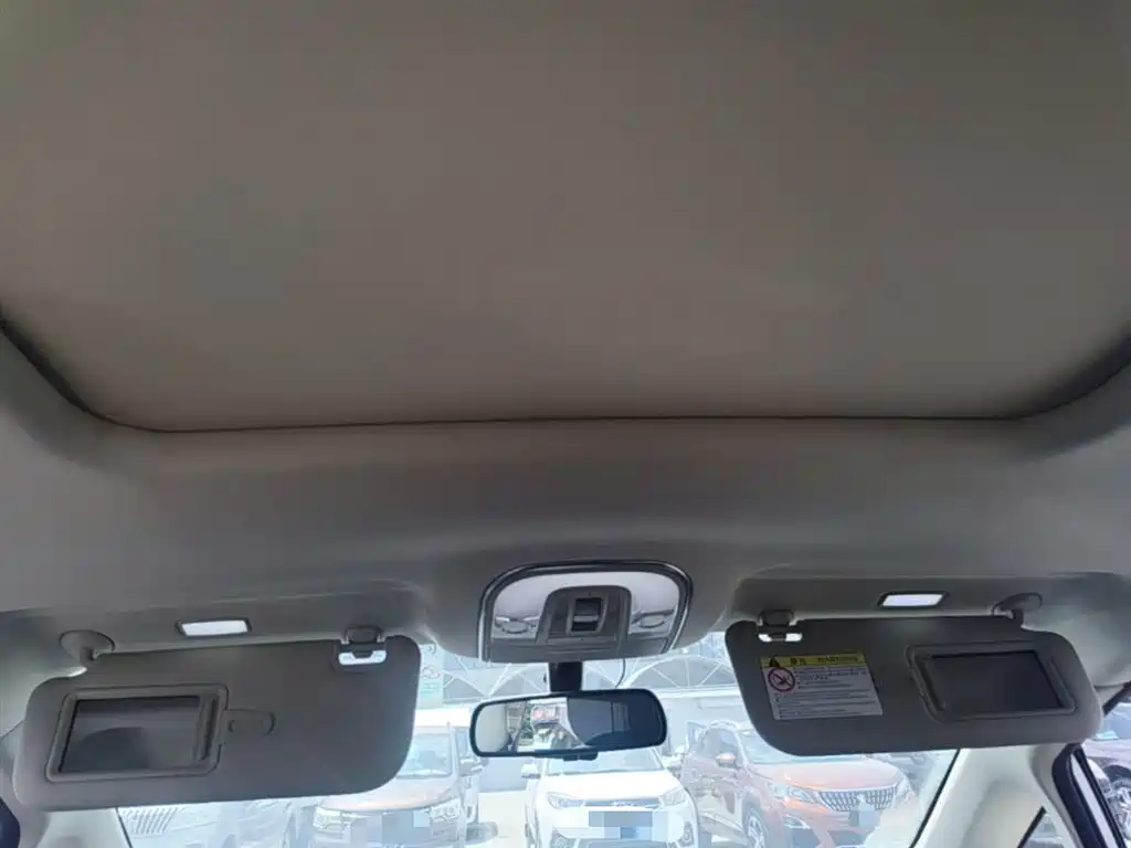 BYD Song MAX 2017 1.5T Auto Smart Connect Premium 7-seater фото 18