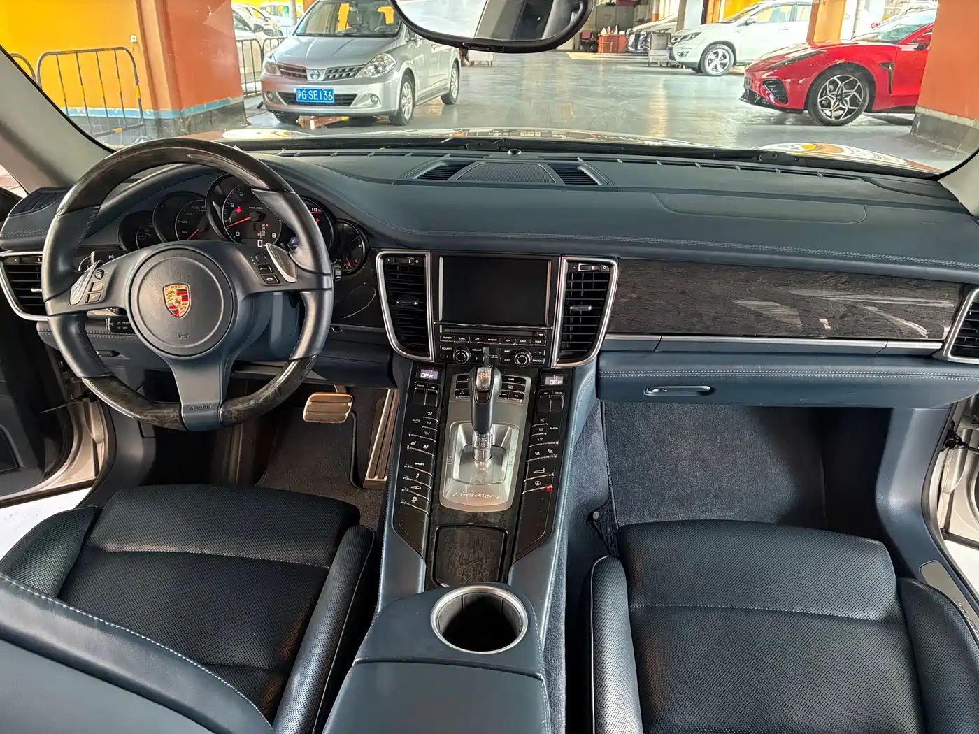 Фото 9 - Porsche Panamera