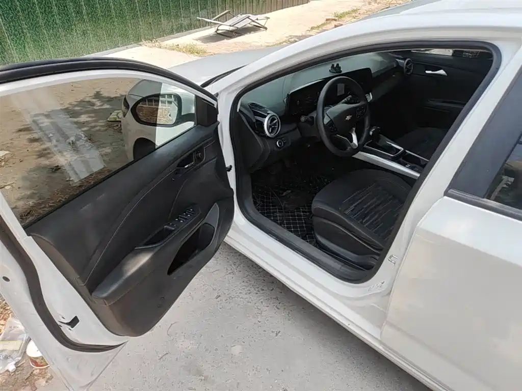Chevrolet Monza 2024 1.5L Dual-Clutch Enjoyment Edition фото 16