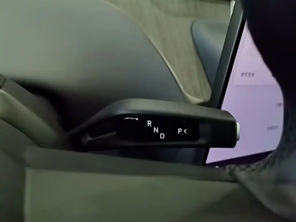 Xiaomi Auto Xiaomi YU7 2025 Extended Range RWD Edition фото 14