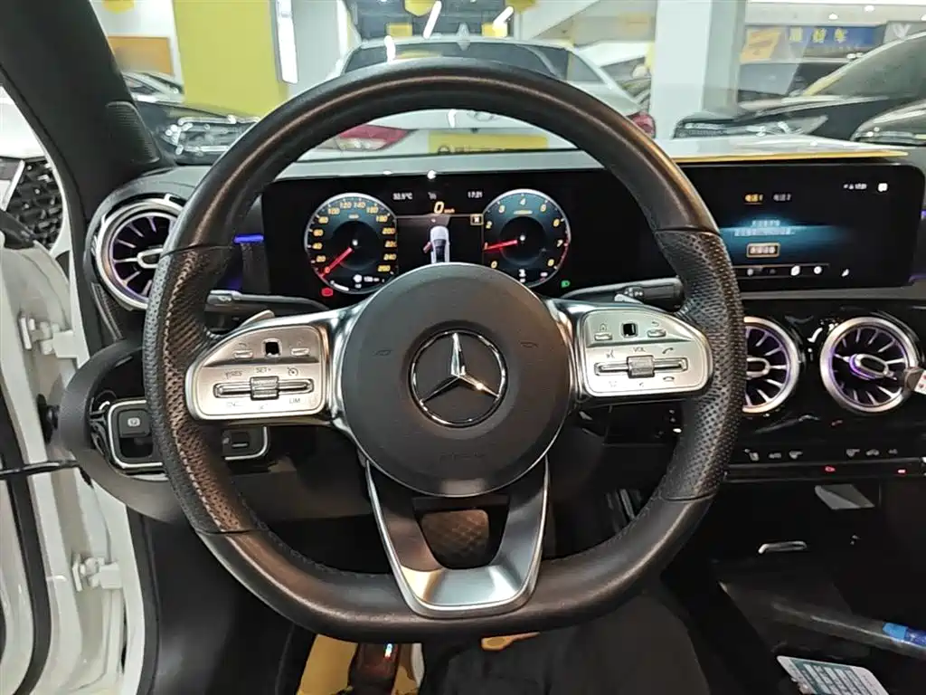MERCEDES-BENZ CLASS A