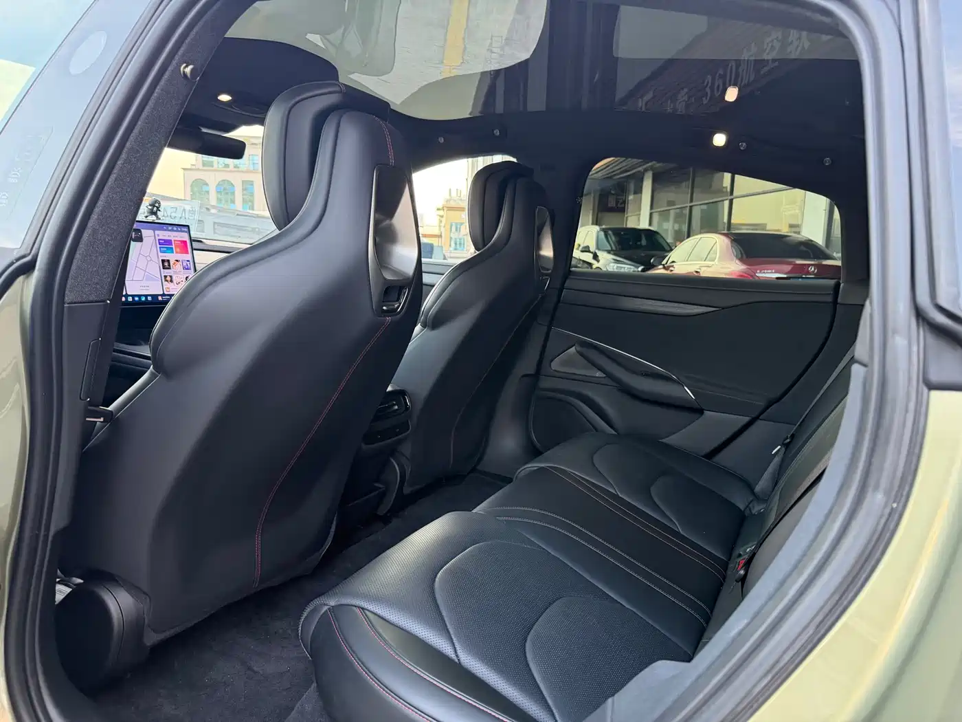 Xiaomi Auto Xiaomi SU7 2024 RWD Standard Founder's Edition фото 6