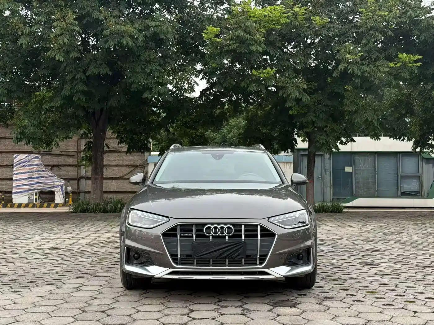 Audi A4 (Import) 2022 2021 allroad quattro Explorer