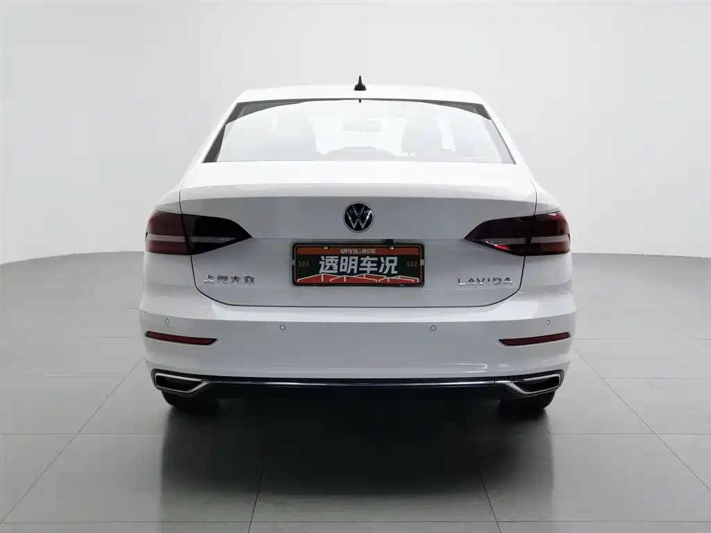 Volkswagen Lavida 2022 1.5L Auto Comfort Edition фото 4