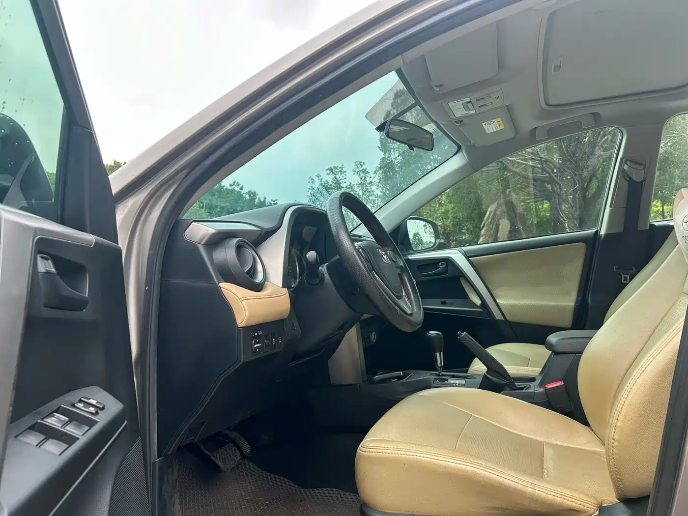 Toyota RAV4 Rongfang 2016 2.0L CVT 2WD Comfort (China V) фото 8