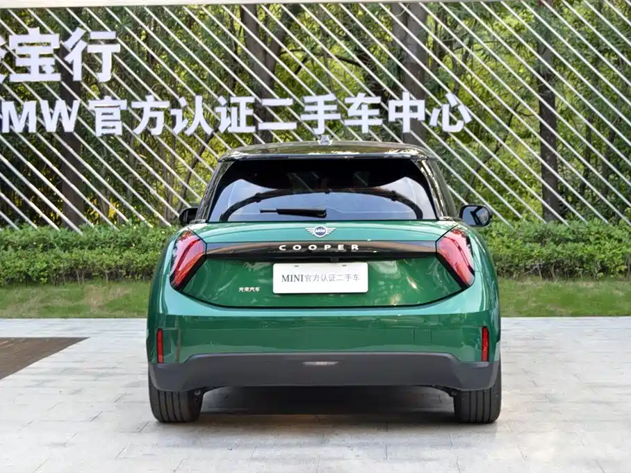 MINI Electric MINI COOPER 2025 2025 Model 456km COOPER E Classic